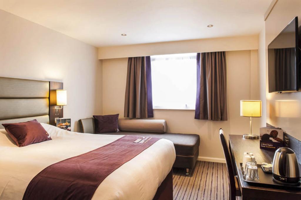 Premier Inn هارلو الغرفة الصورة